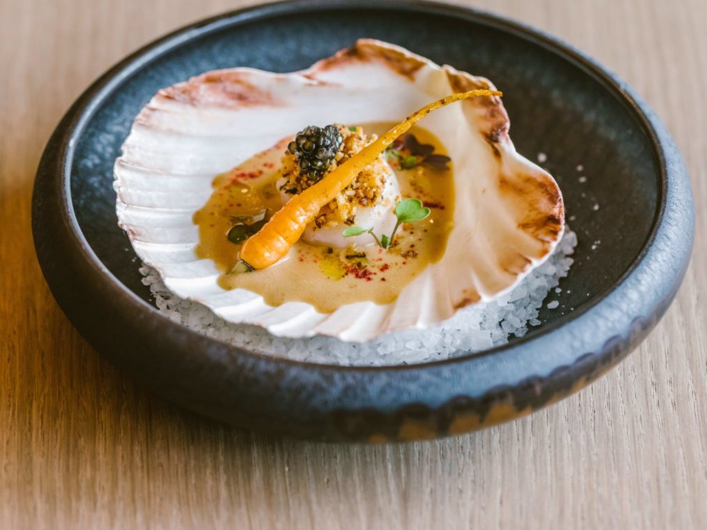 Restaurante ecológico con Estrella Verde Michelin en ecoresort cerca de Barcelona